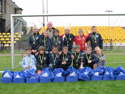 Piastunki2001