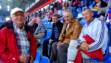 dunaj-trybuny-okrzei1